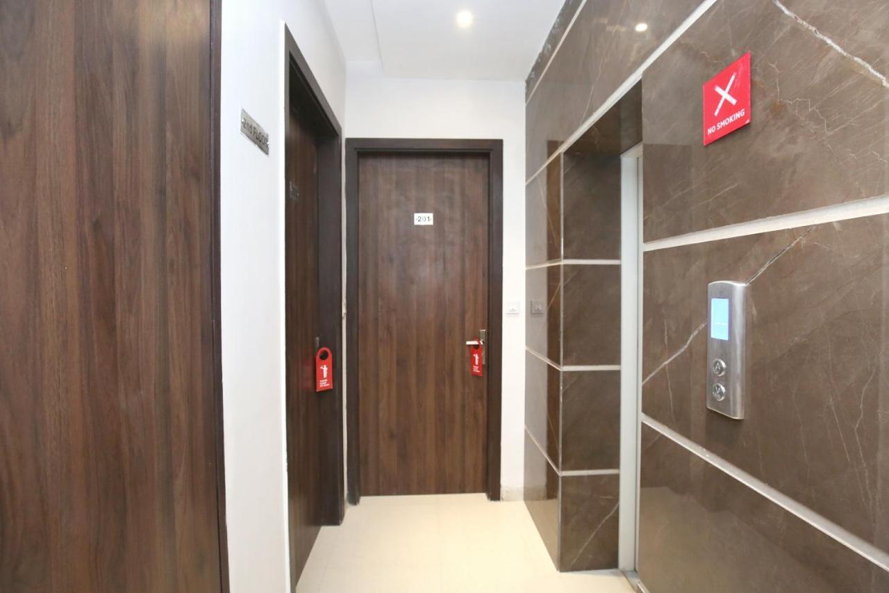 Oyo 11680 Hotel Grand Star Amritsar Exterior photo